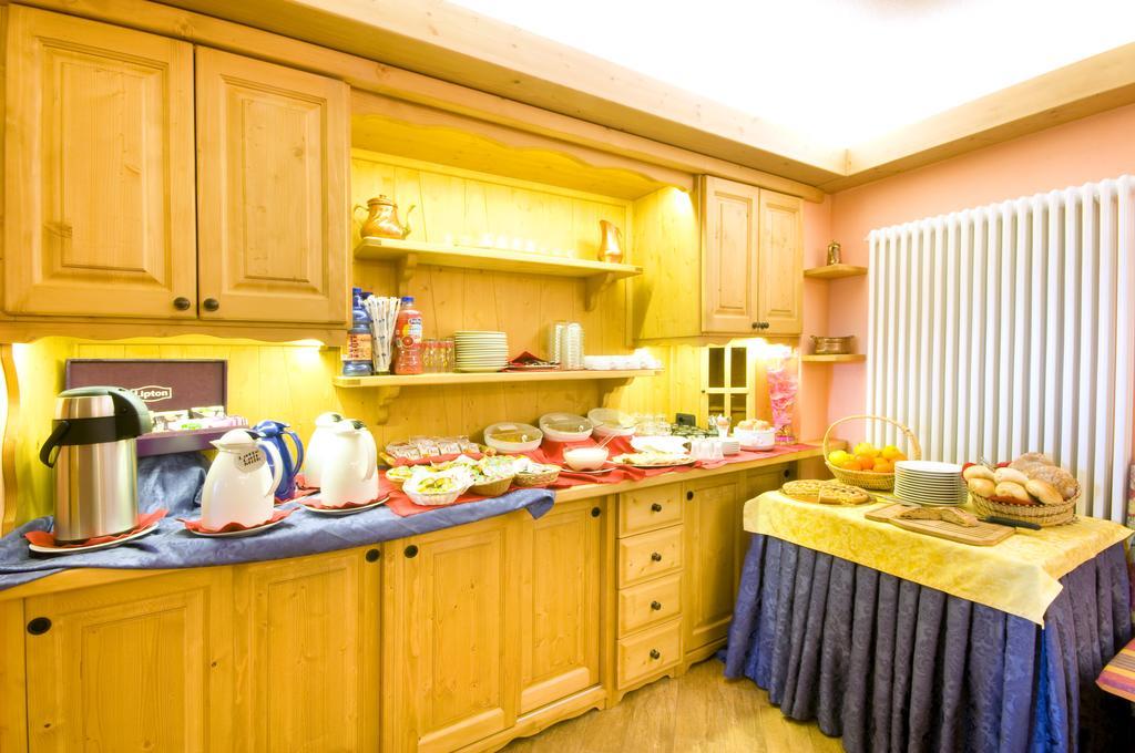 Chalet Dei Rododendri Villa Valdisotto Eksteriør bilde